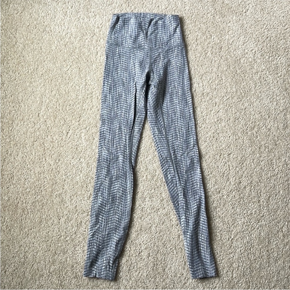 Lululemon Athletica Gray Patterned Leggings